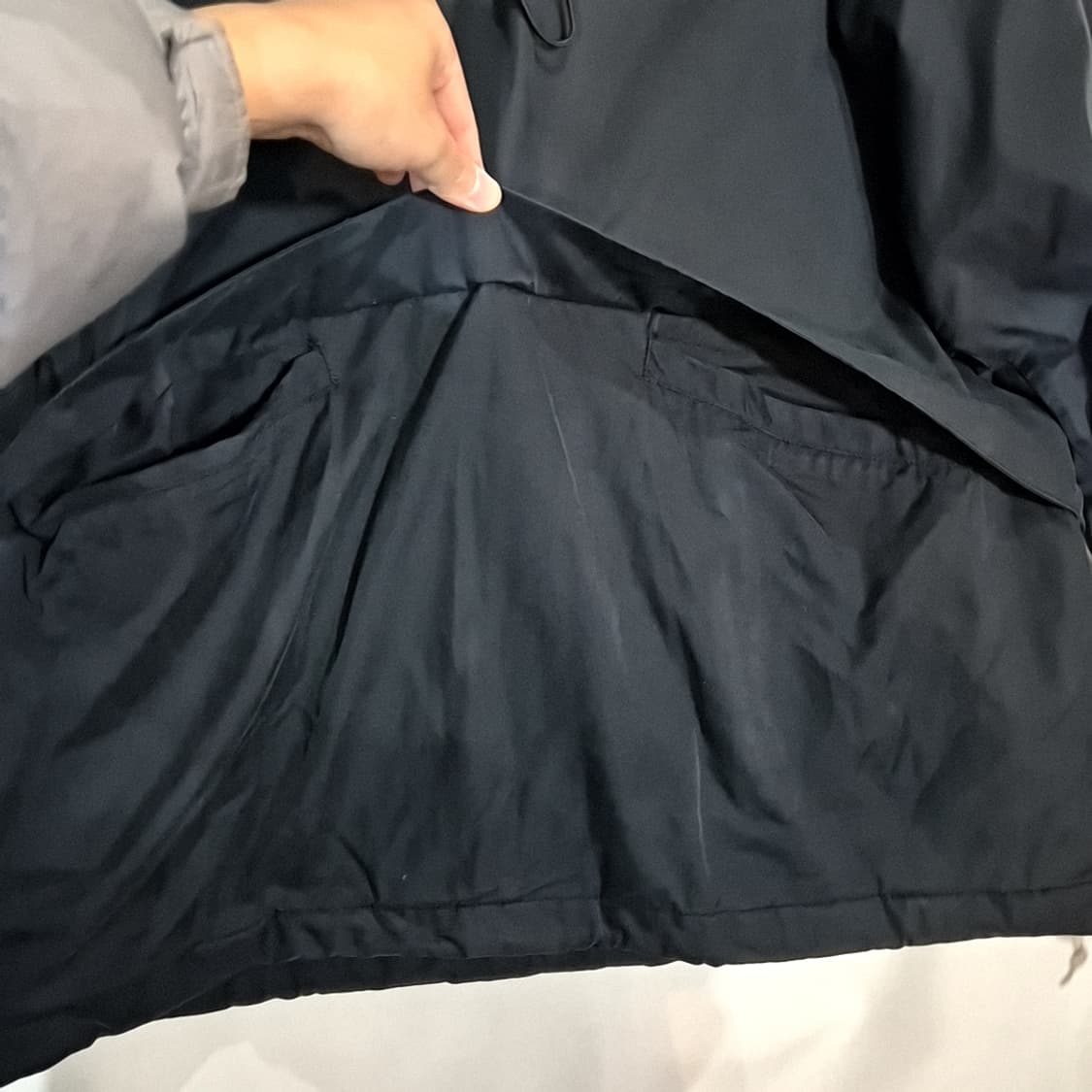 Koogi 드래프트 백 포켓 아노락 상품이미지8