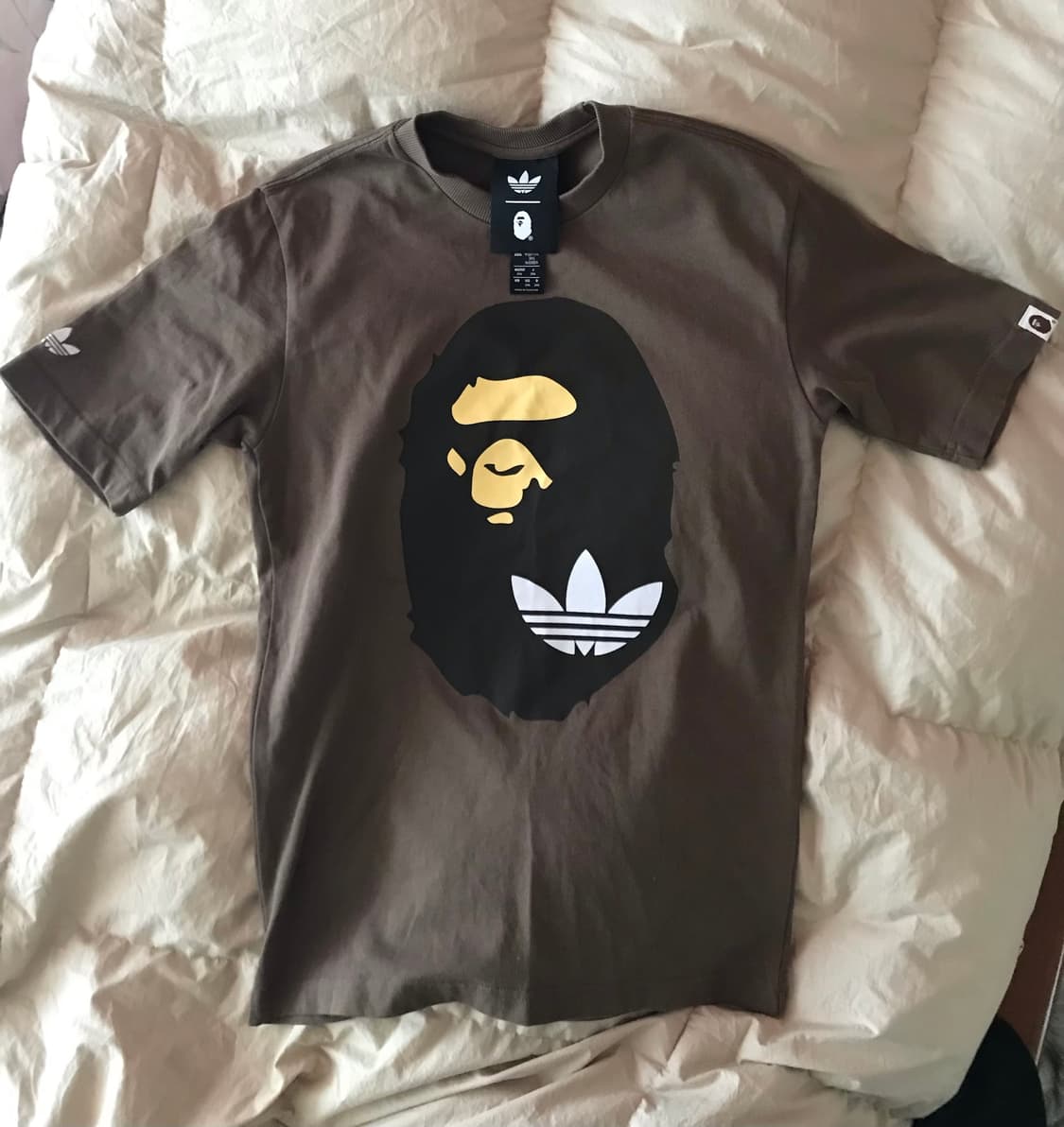 아디다스 x 베이프 숏슬리브 반팔 티셔츠 어스 스트라타 상품이미지1