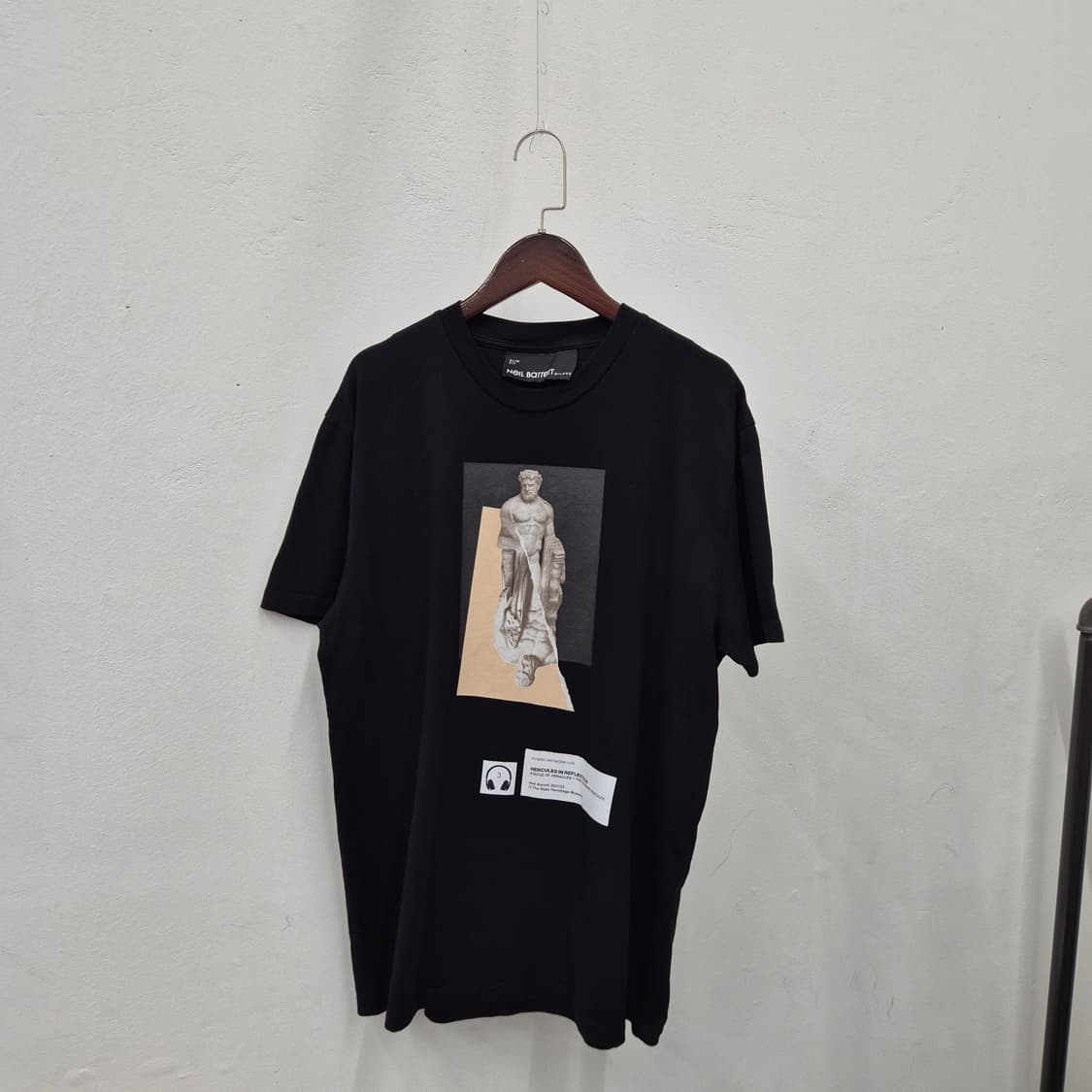 닐바렛 허큘리스 인 리플렉션 프린트 반팔티 슬림M 상품이미지1