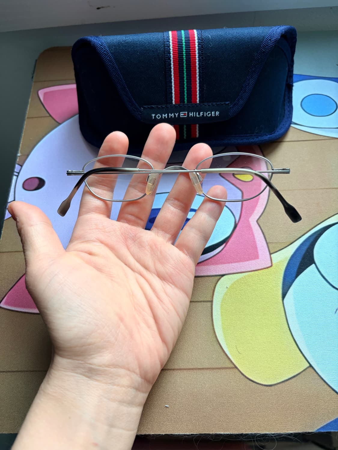 타미 힐피거 티타늄 실버 안경 상품이미지4