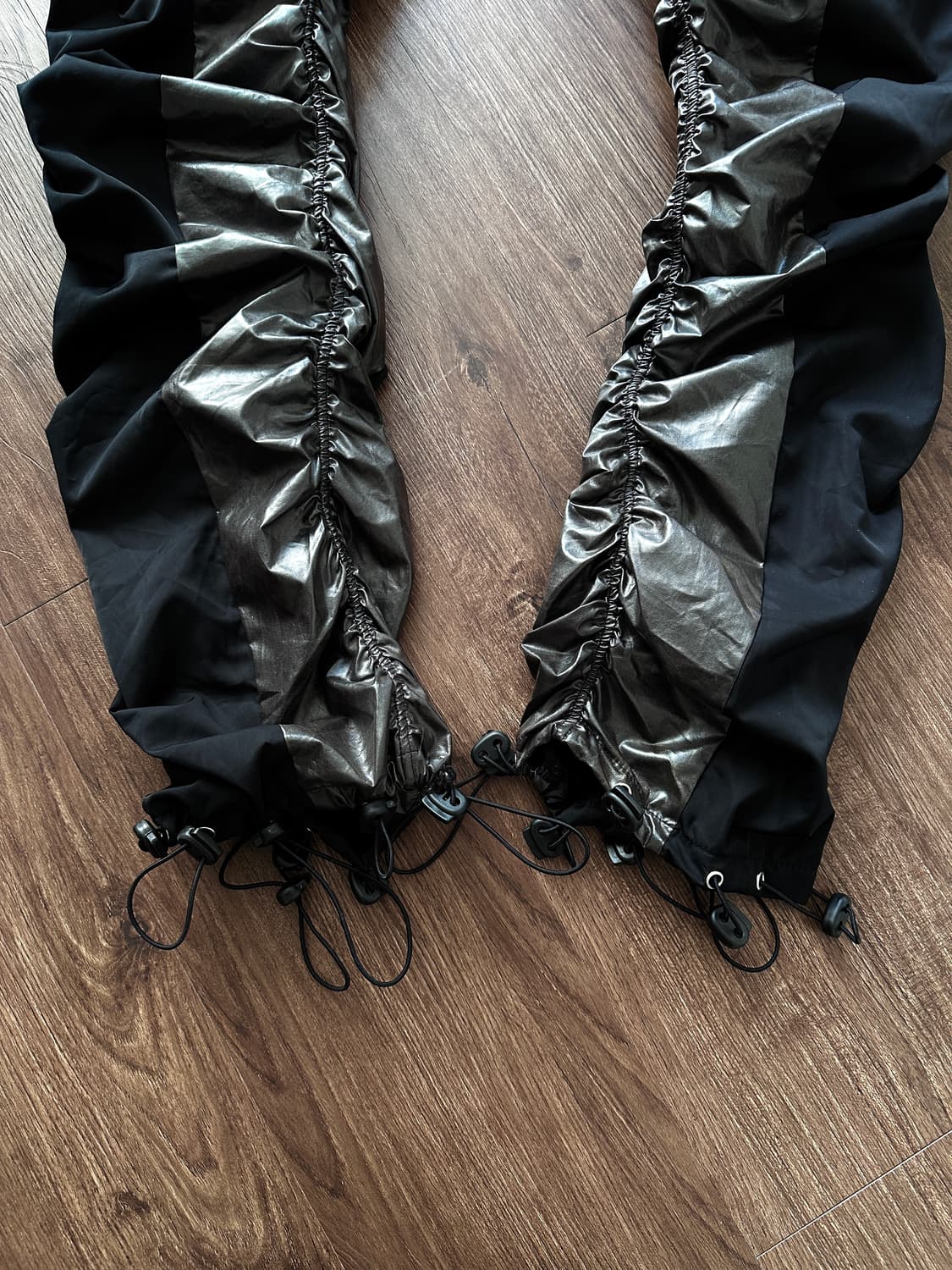 실버 코티드 셔링 & 스트링 팬츠 상품이미지10