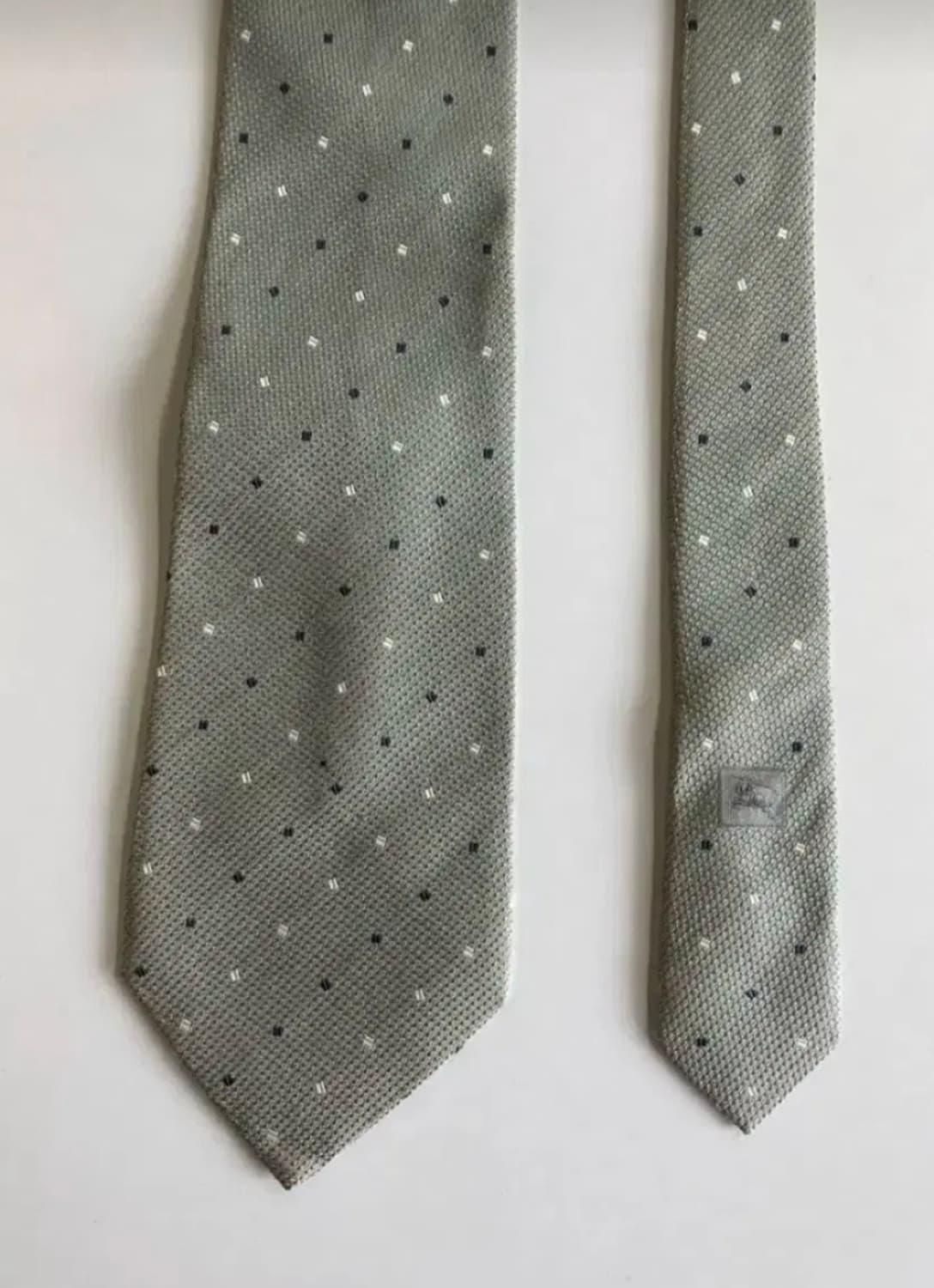 버버리 넥타이 상품이미지1