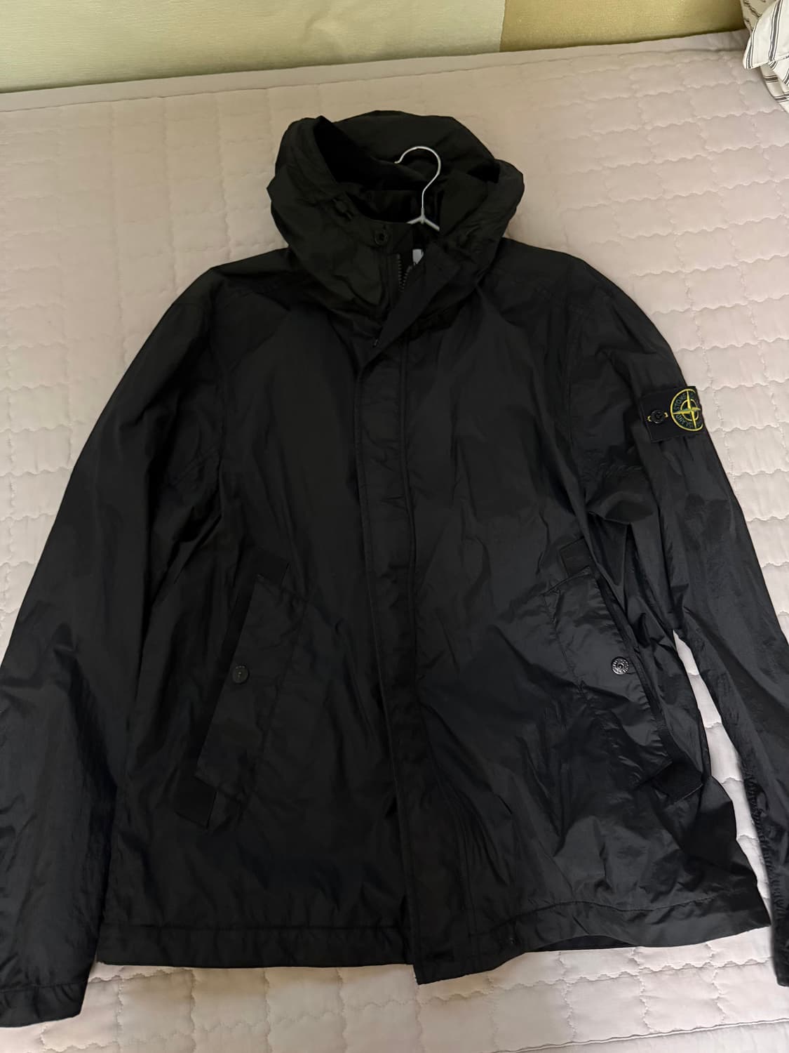 스톤아일랜드 25ss 바람막이 L 상품이미지4