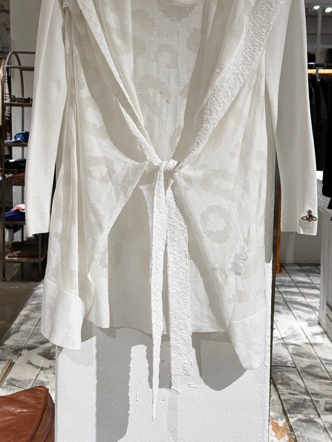 비비안 웨스트우드 앵글로매니아 화이트 쉬어 후디 가디건 상품이미지5