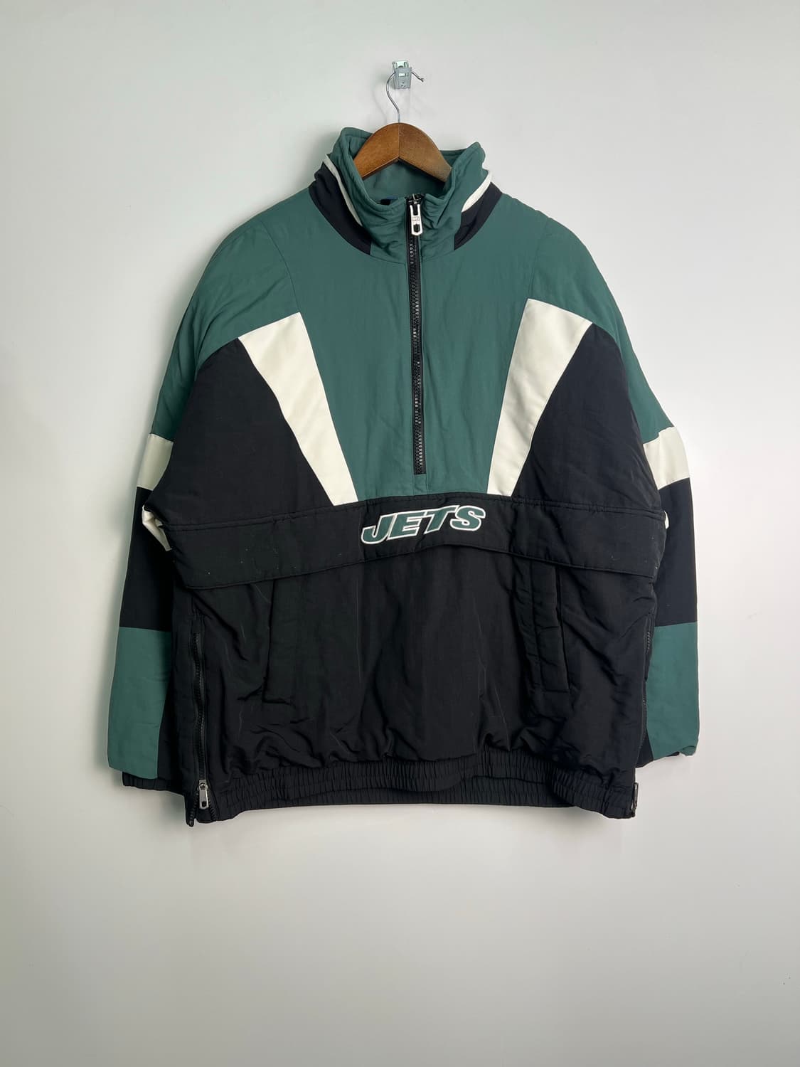 TEAM APPAREL 바람막이 상품이미지1