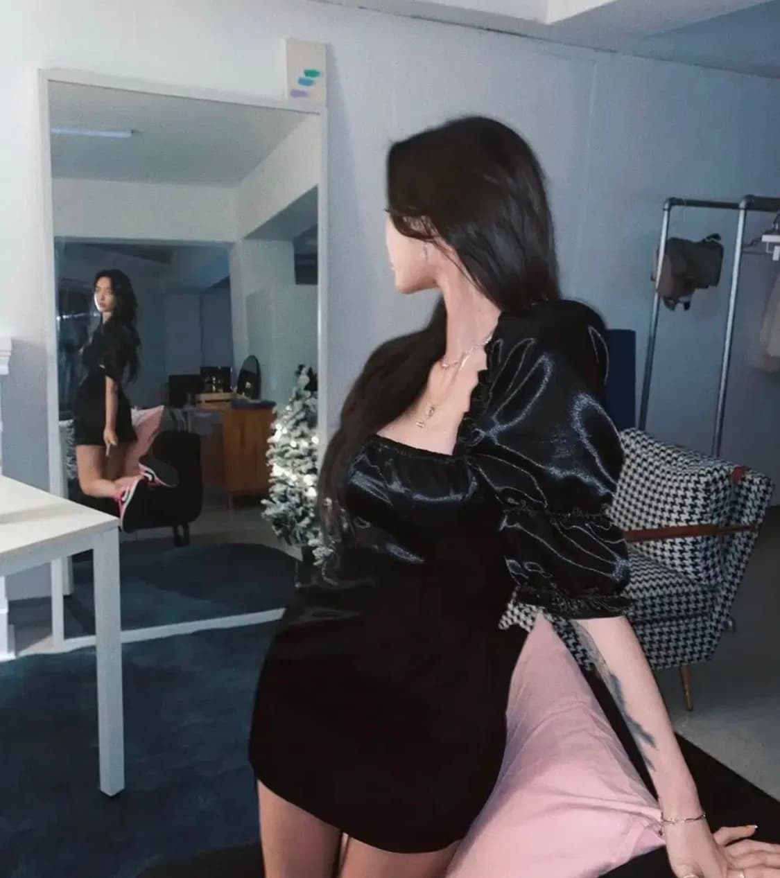 페일제이드 새틴 원피스 상품이미지3