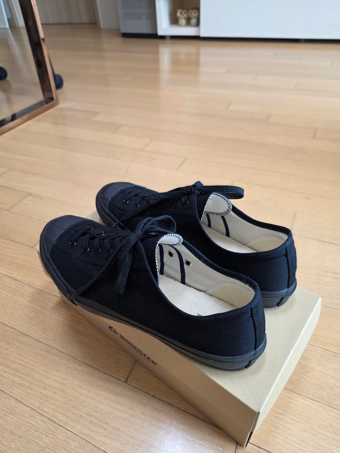 문스타 짐클래식 블랙 스니커즈 280 (US10) 상품이미지3