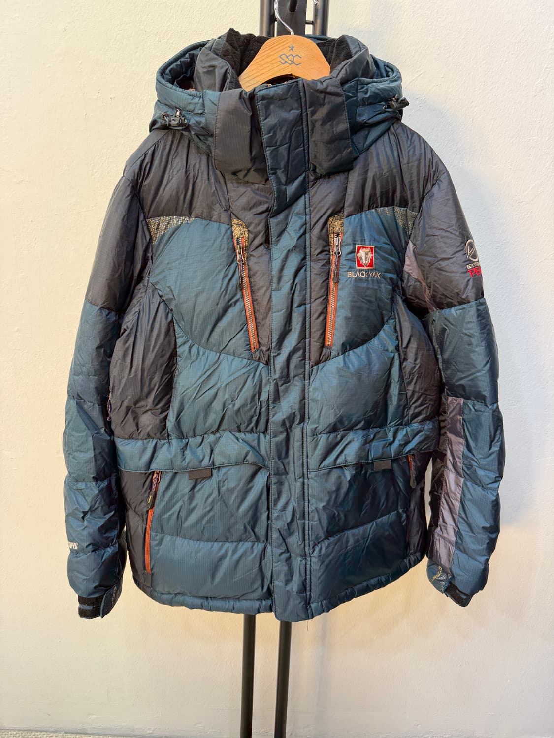정품) 블랙야크 남성 구스패딩 100 상품이미지1