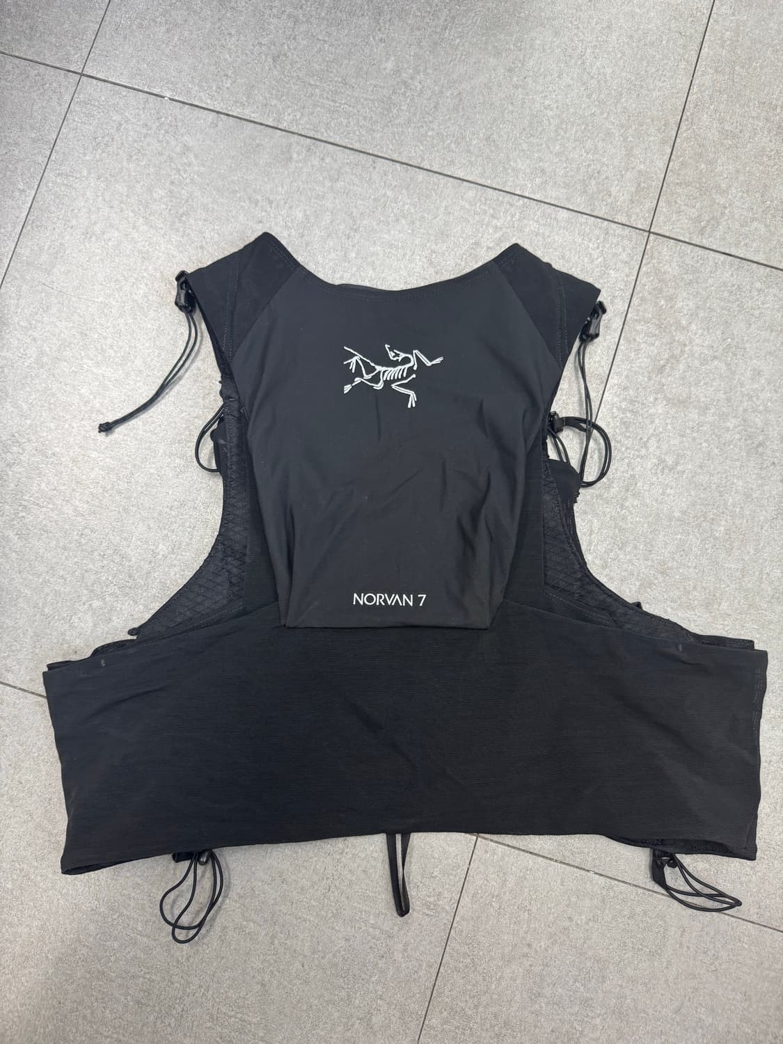 아크테릭스 노반7 베스트 블랙 L 상품이미지2