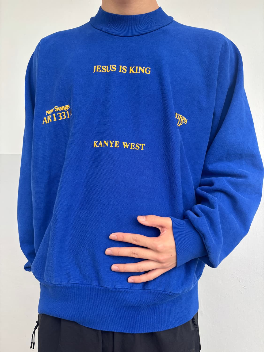 칸예웨스트 JIK VINIL 머천다이즈 상품이미지3