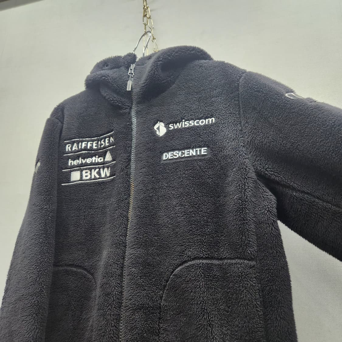 데상트 스키팀 스폰서 로고 플리스 후드집업 L(L) 상품이미지3