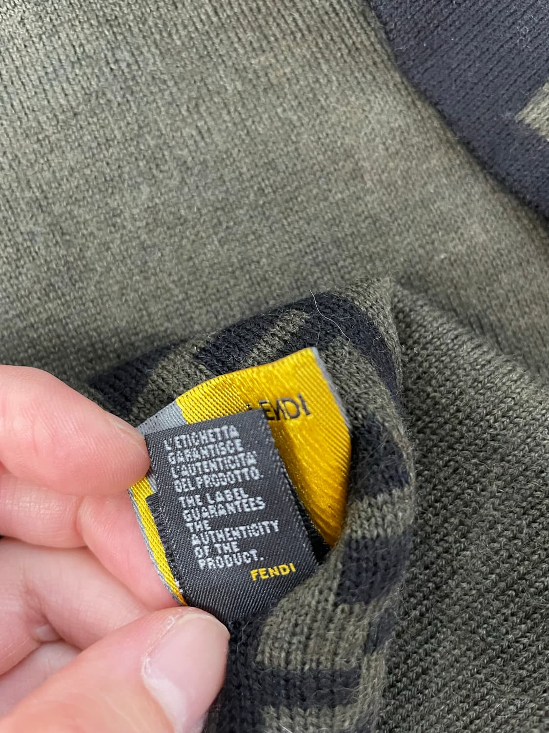 펜디 머플러 상품이미지5