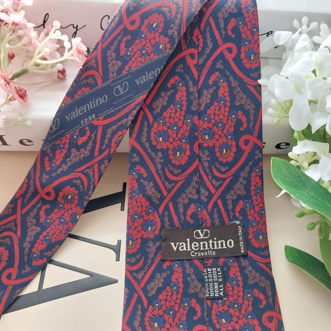 발렌티노 실크 네이비&레드 페이즐리 패턴 넥타이 9cm A등급 K1702 상품이미지7
