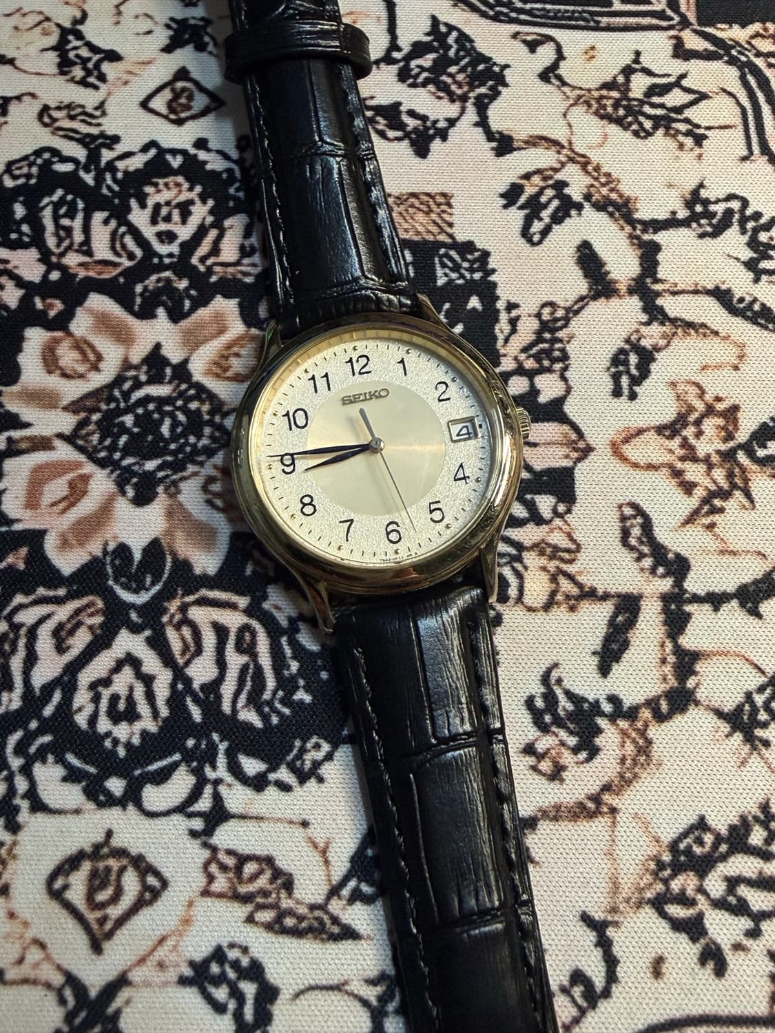 SEIKO 빈티지 쿼츠 시계 상품이미지1