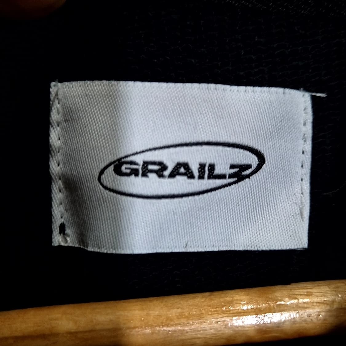 그레일즈 오버 로고 후드티 상품이미지4