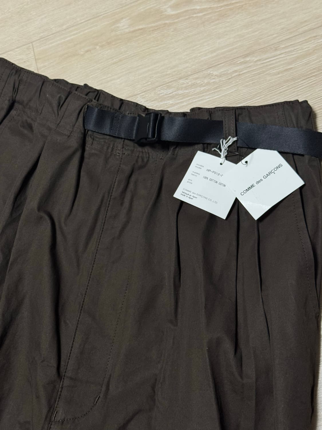 꼼데가르송옴므 25시즌 코튼 니돔 투턱 팬츠 상품이미지5