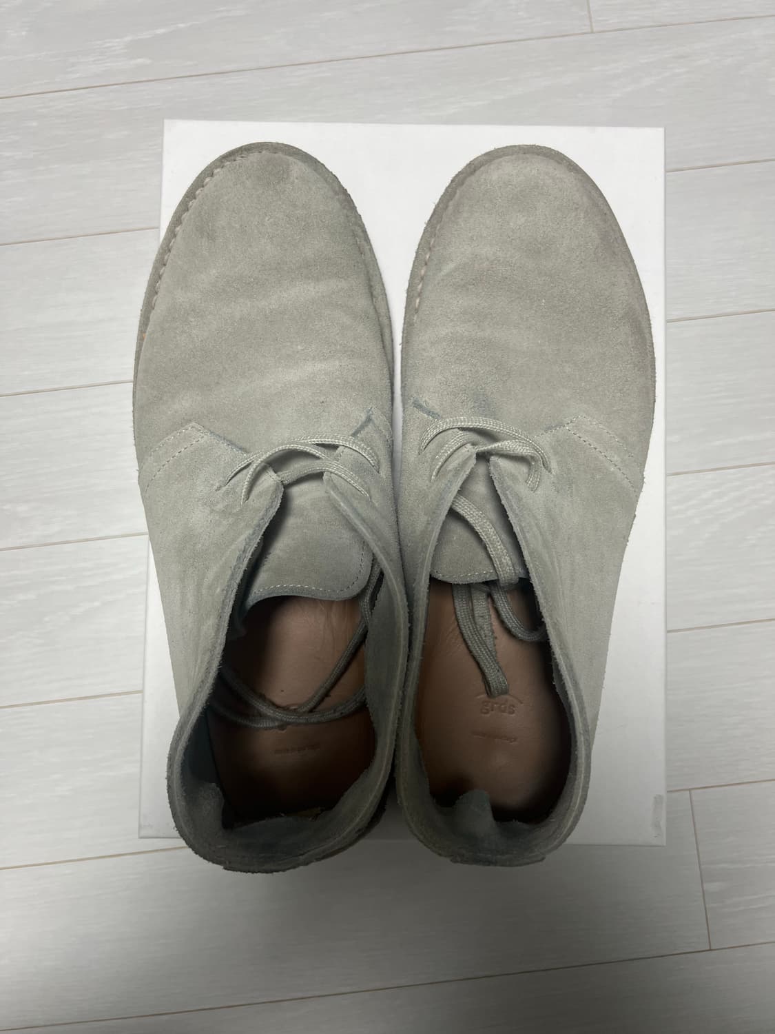 그라더스 블루처 10 스웨이드 밀크 42.5 (275사이즈) 상품이미지5