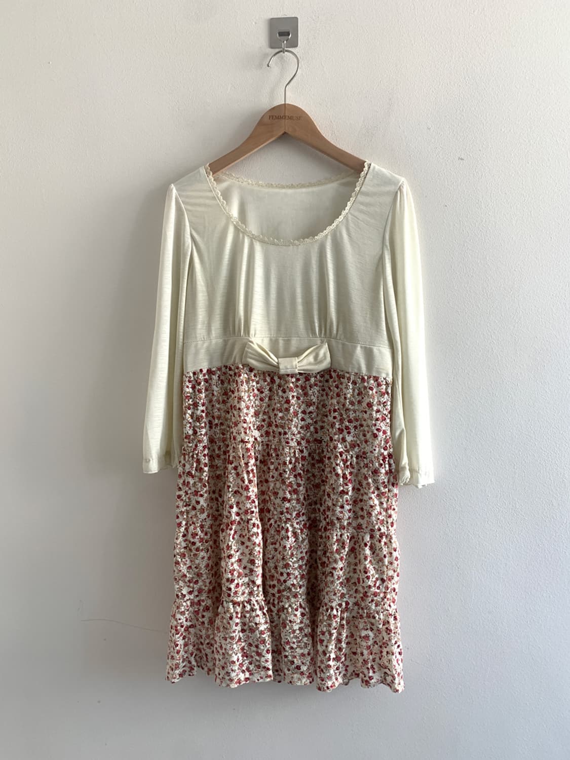 Floret lace u neck ribbon dress 상품이미지1