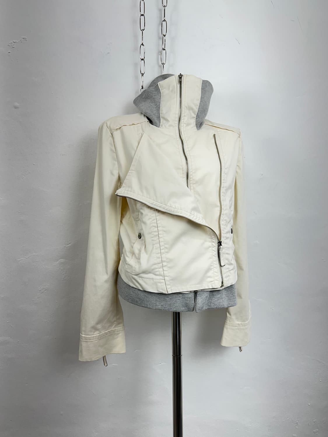 System Asymmetric Double Zip High-Neck J 상품이미지1