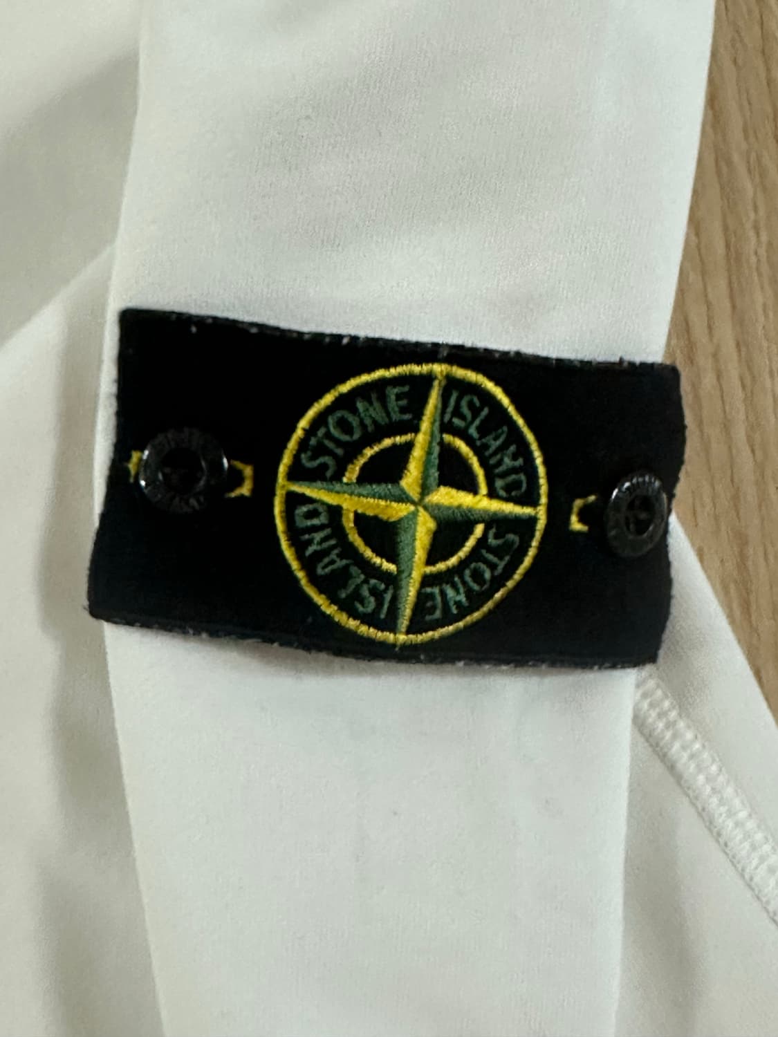 스톤아일랜드 집업 상품이미지2