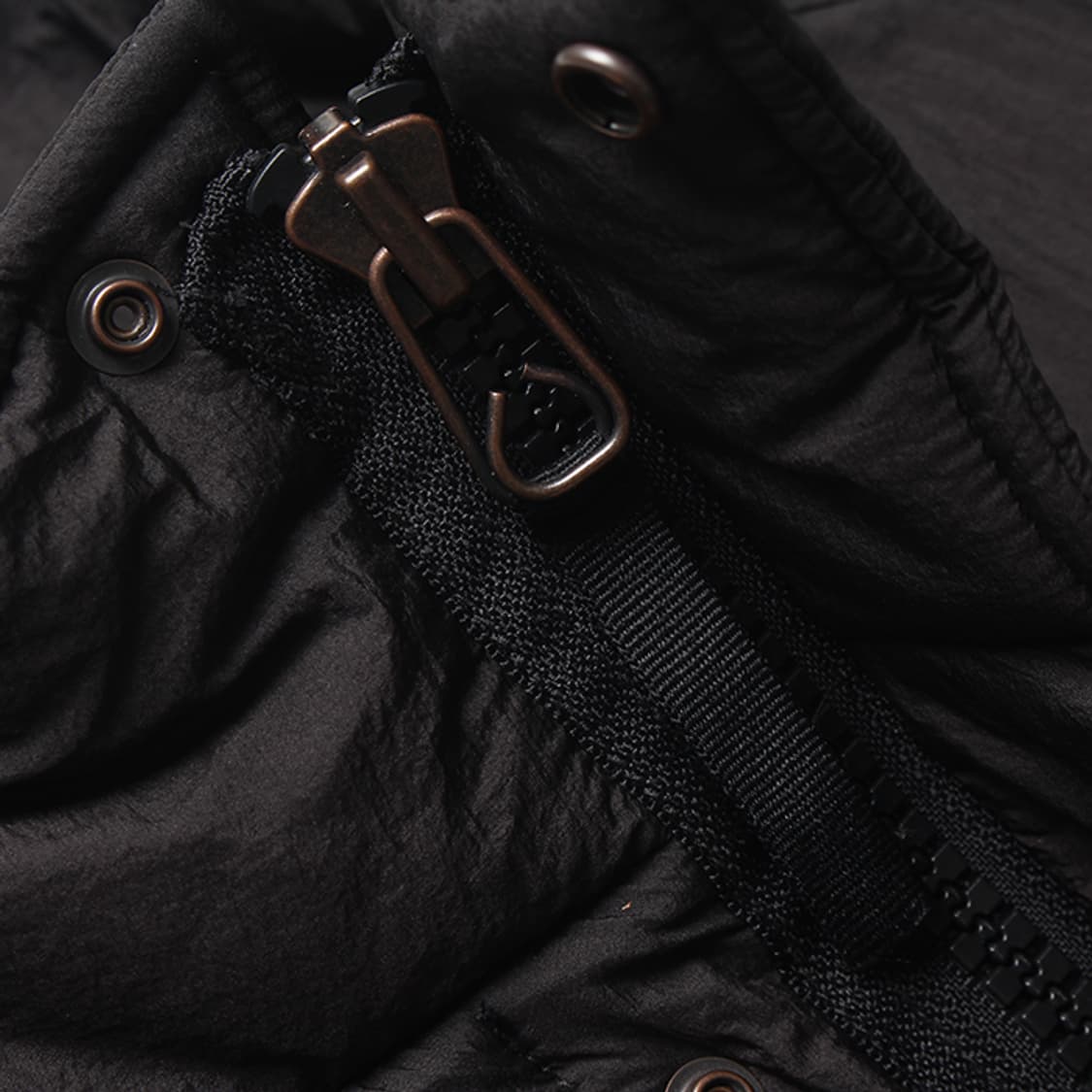 BEAMS "Black Down Trench" 상품이미지9