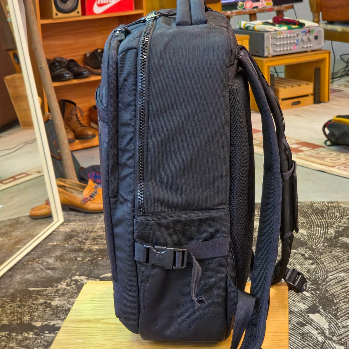 뉴발란스 스퀘어 백팩 상품이미지4