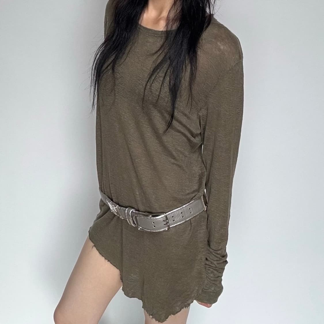 IRO 카키 그런지 롱 슬리브 티 상품이미지1