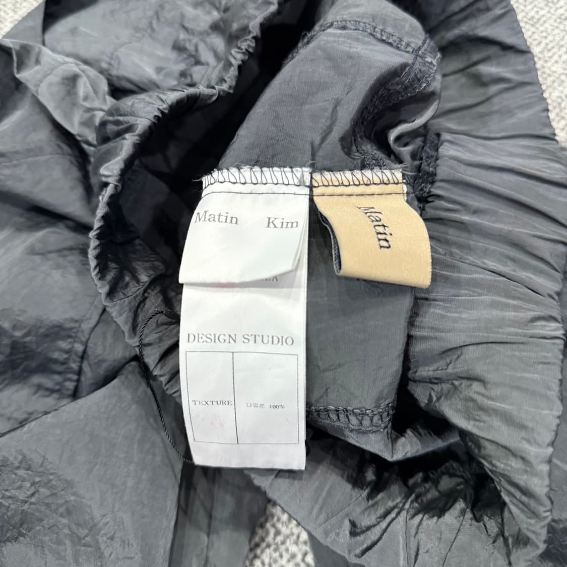 S W 마뗑킴 Matin Kim 우븐 나일론 메탈 스트링 팬츠 바지 상품이미지6