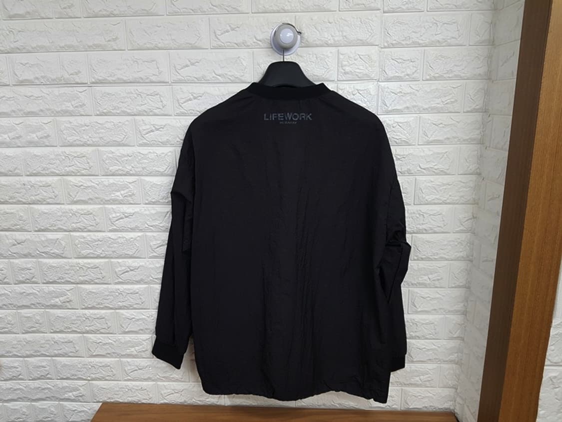 라이프워크 바람막이 티셔츠 남성100-105 상품이미지3