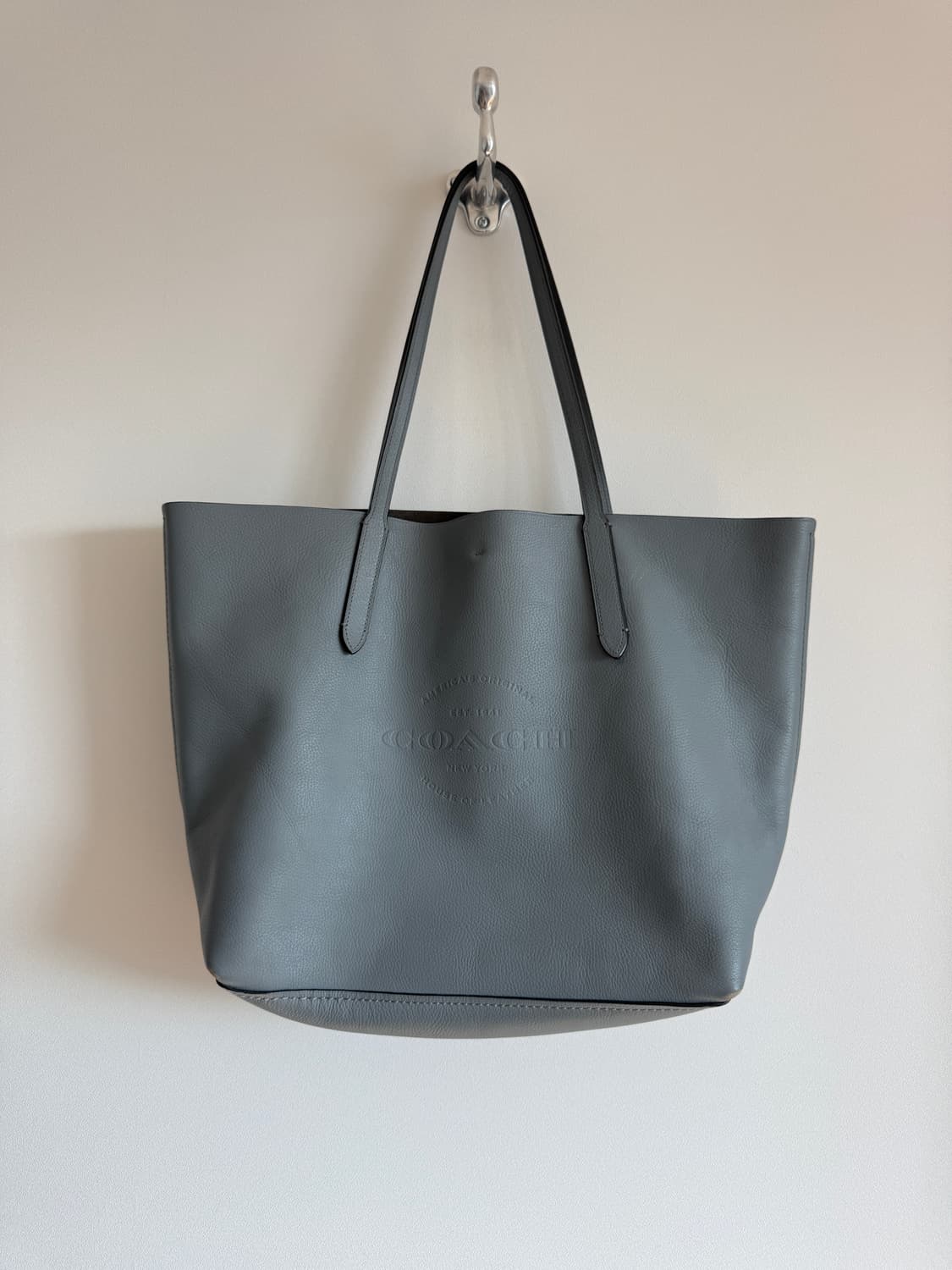 코치(COACH) 레더 숄더백 상품이미지1