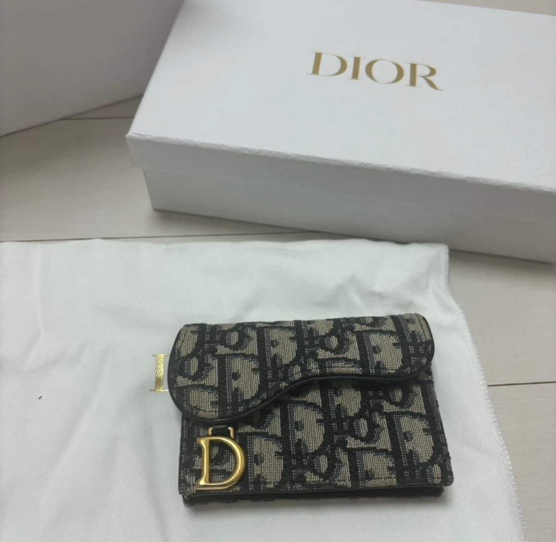 디올 오블리크 새들 카드지갑 상품이미지2