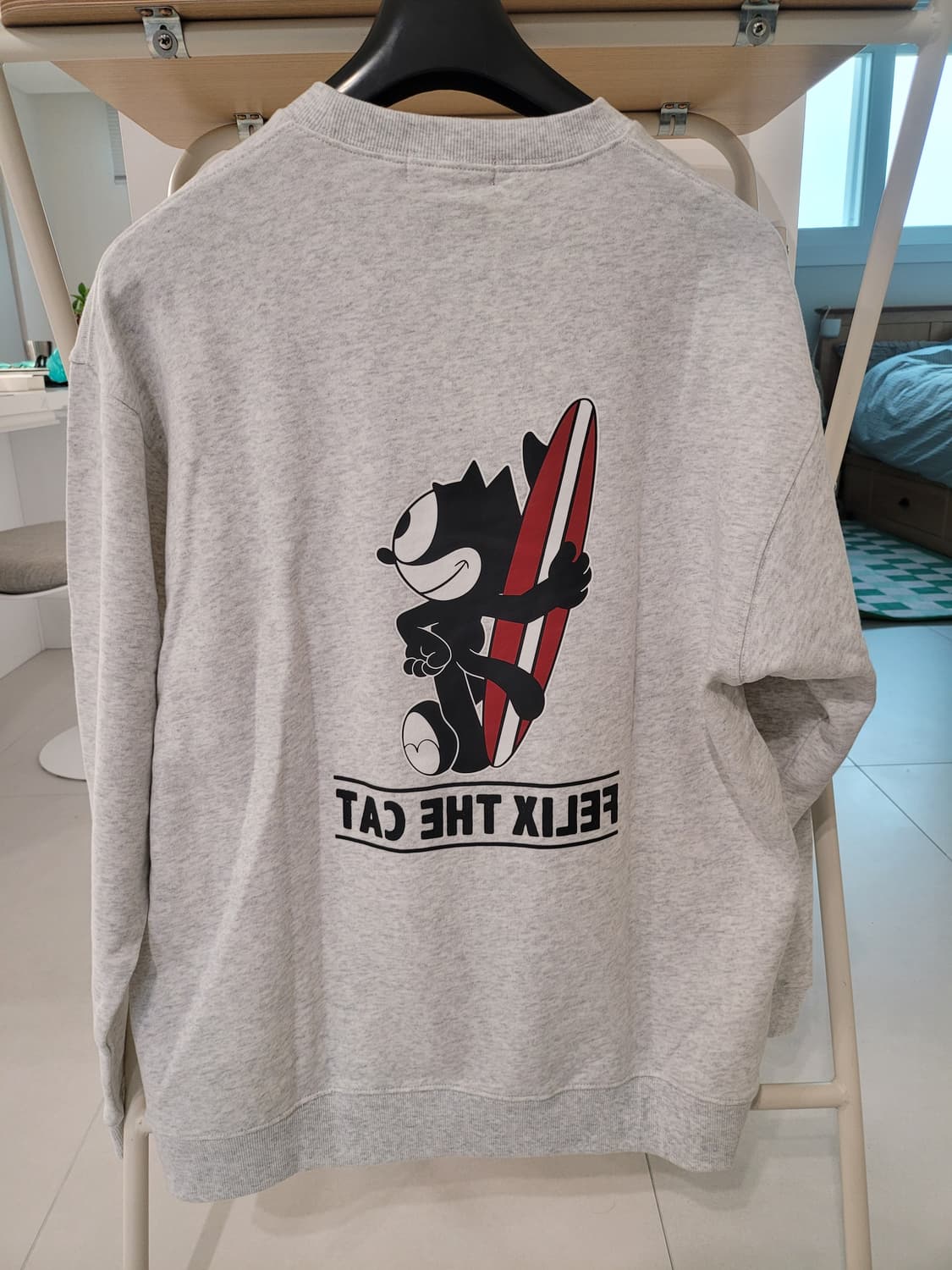 새상품/XL] 🇯🇵 일본 한정판 ANTIBAL x 펠릭스 서핑 맨투맨 상품이미지2