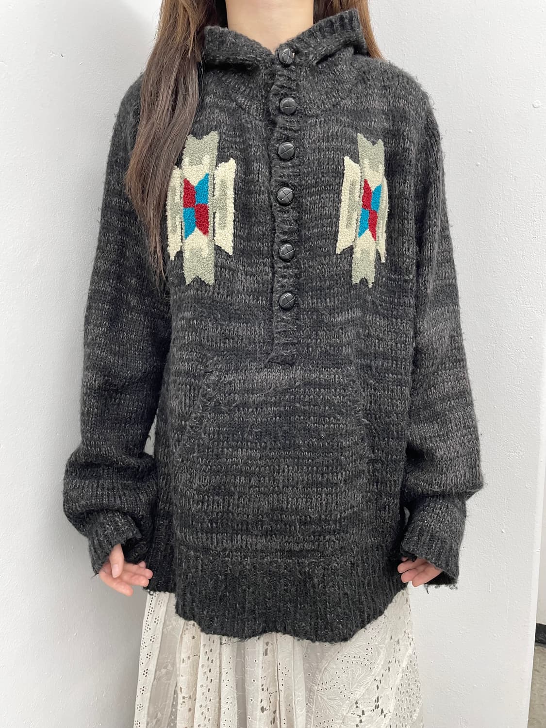 에스닉 패턴 버튼 후드 니트 상품이미지2