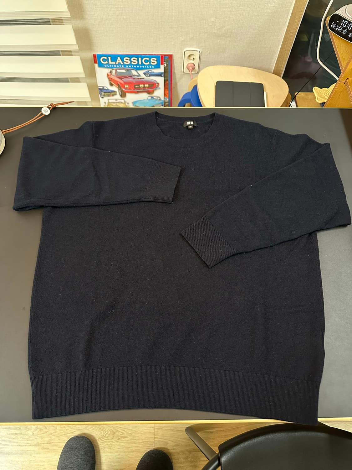 유니클로 캐시미어 니트 남색 상품이미지1