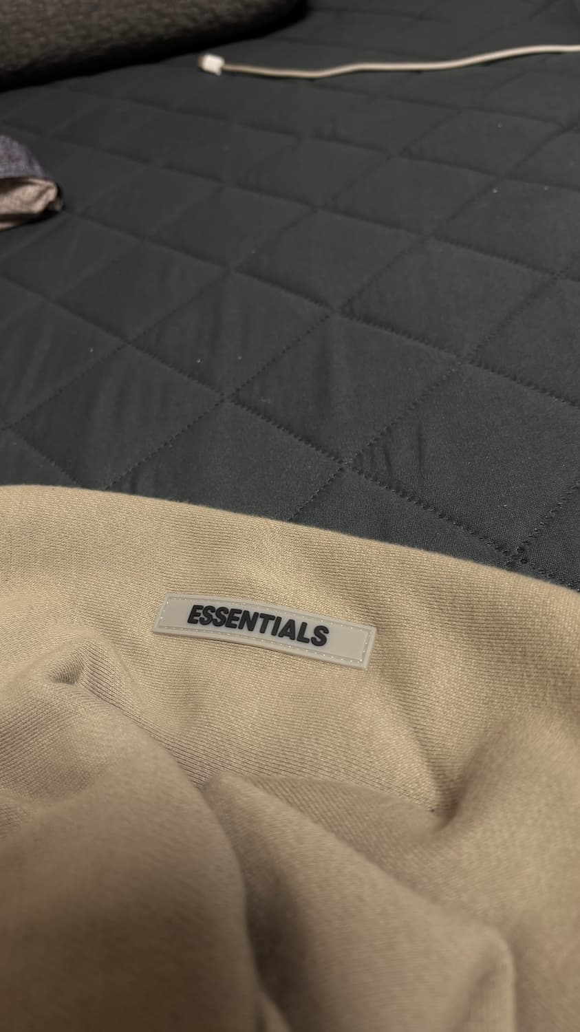 에센셜 후드티  상품이미지4