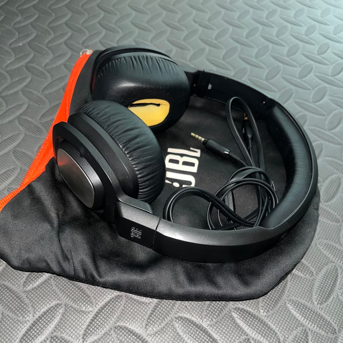 JBL J55 유선 헤드셋 상품이미지4