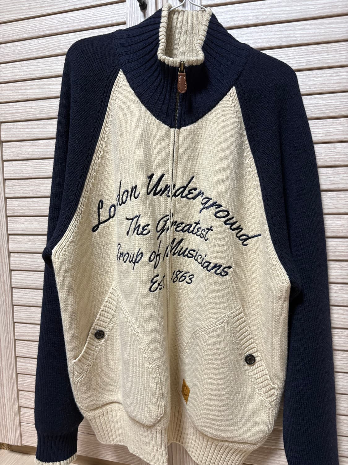 런던언더그라운드 니트 가디건 상품이미지1