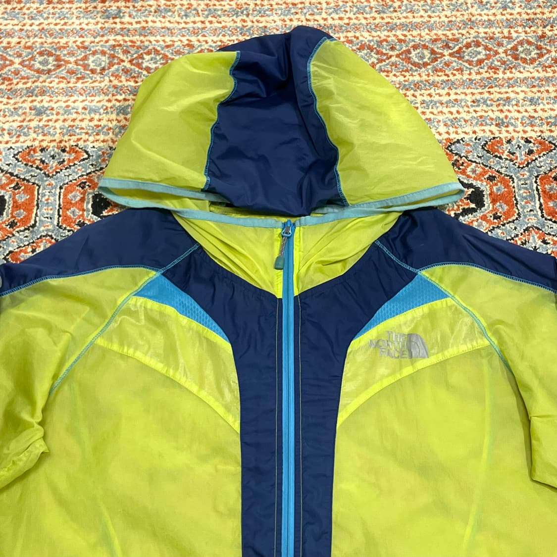 노스페이스 라임 경량 바람막이 점퍼 자켓 여성M 상품이미지2