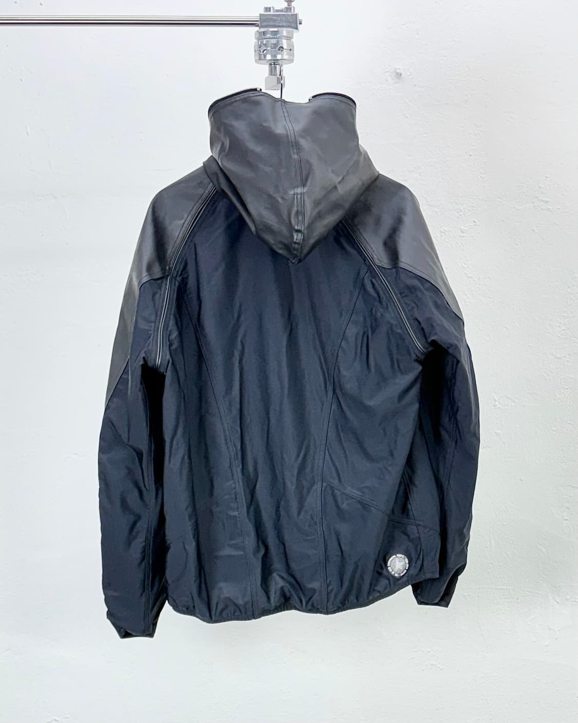 골든구스 블랙 리나일론 메쉬 테크니컬 풀 오버 레인 자켓 상품이미지7