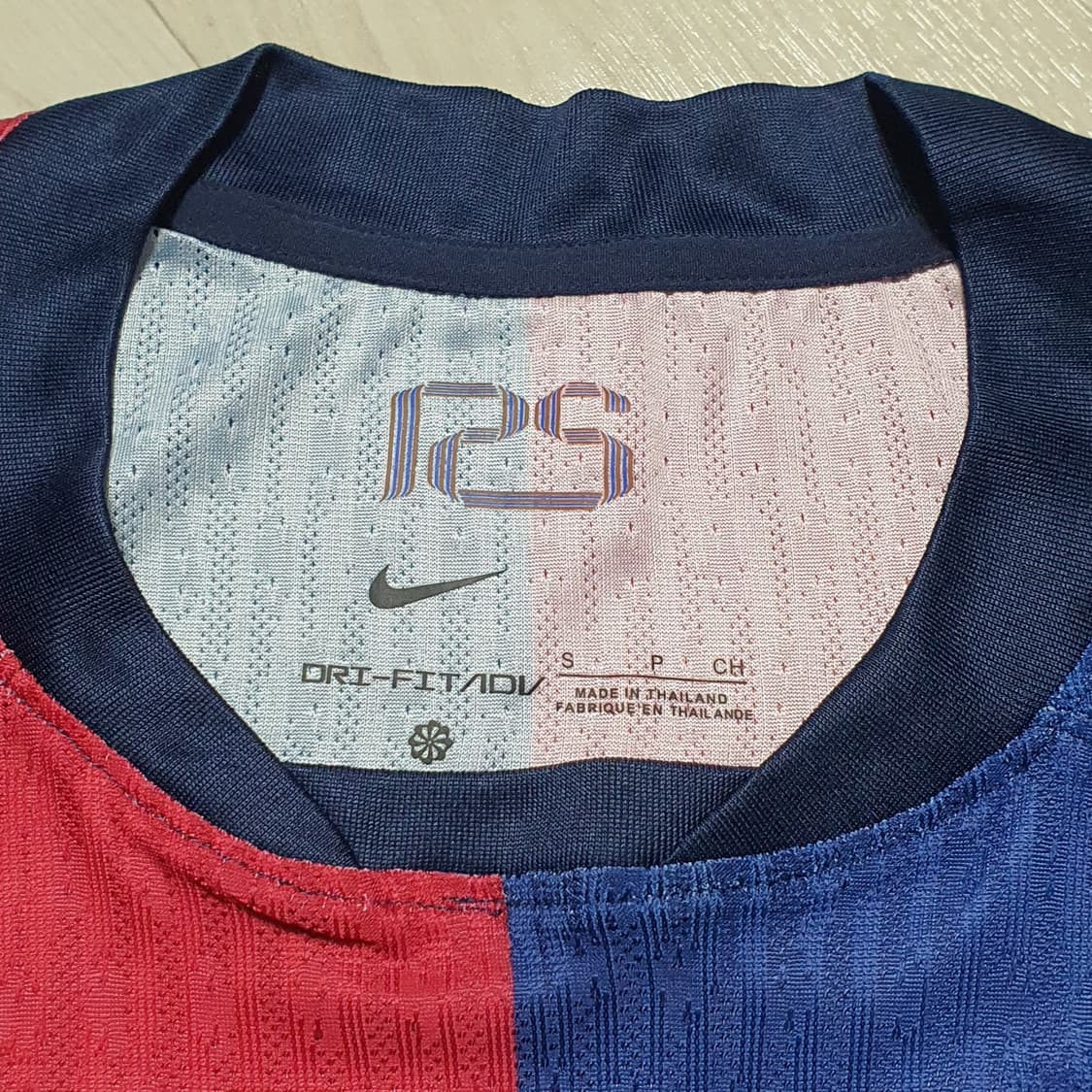 FC 바르셀로나와 스캇 콜라보 24/25 시즌 유니폼 새거
 상품이미지3