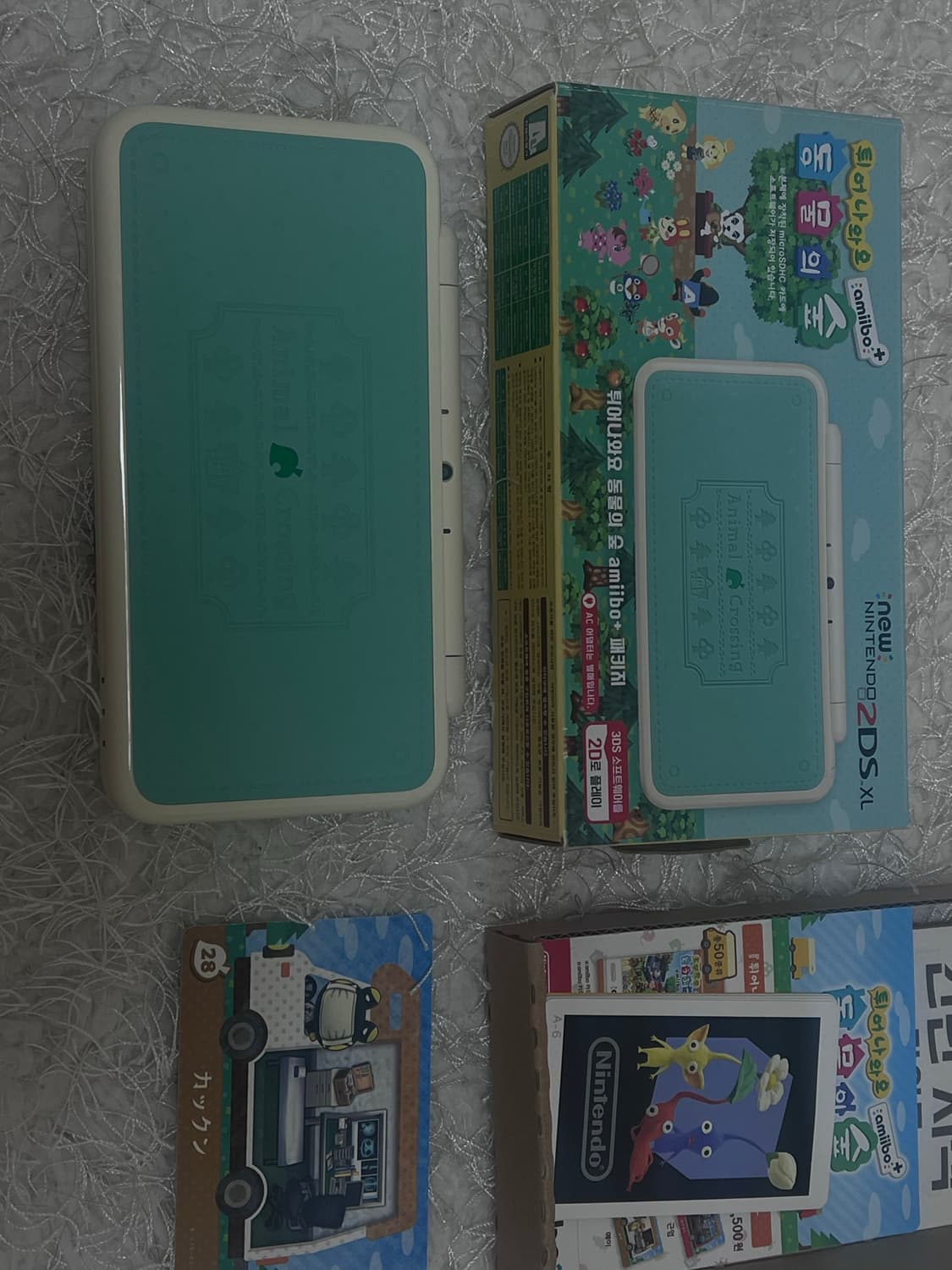 닌텐도 2DS XL 튀어나와요 동물의 숲 에디션 상품이미지2