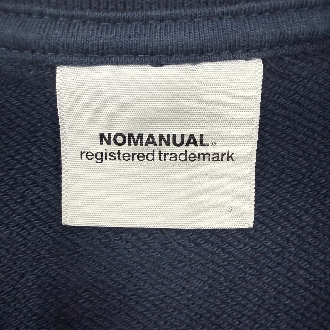 (S)노메뉴얼 NOMANUAL 레터링 맨투맨(네이비) 상품이미지2