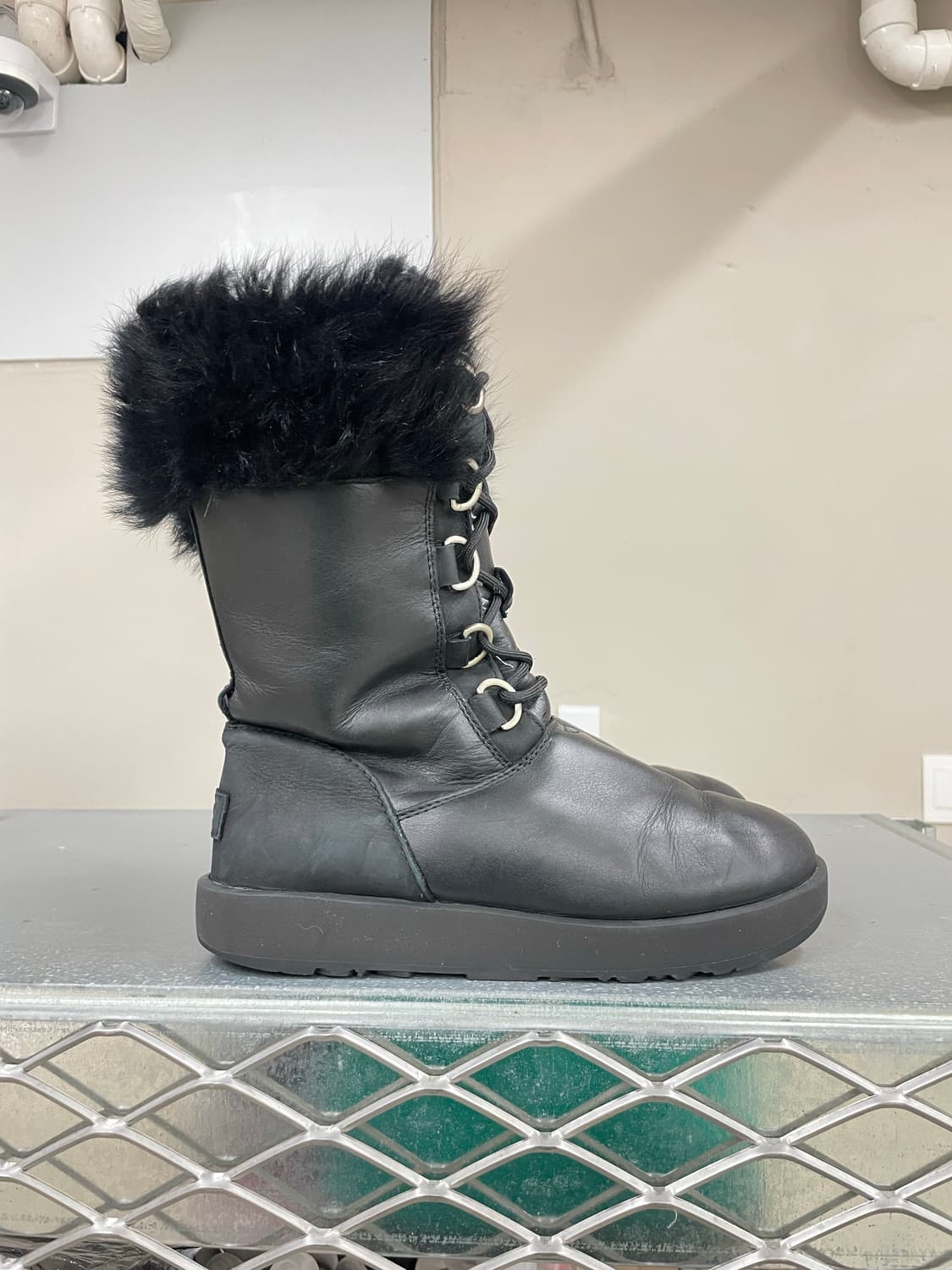 어그 Aya 워터프루프 레더 부츠 240 상품이미지4