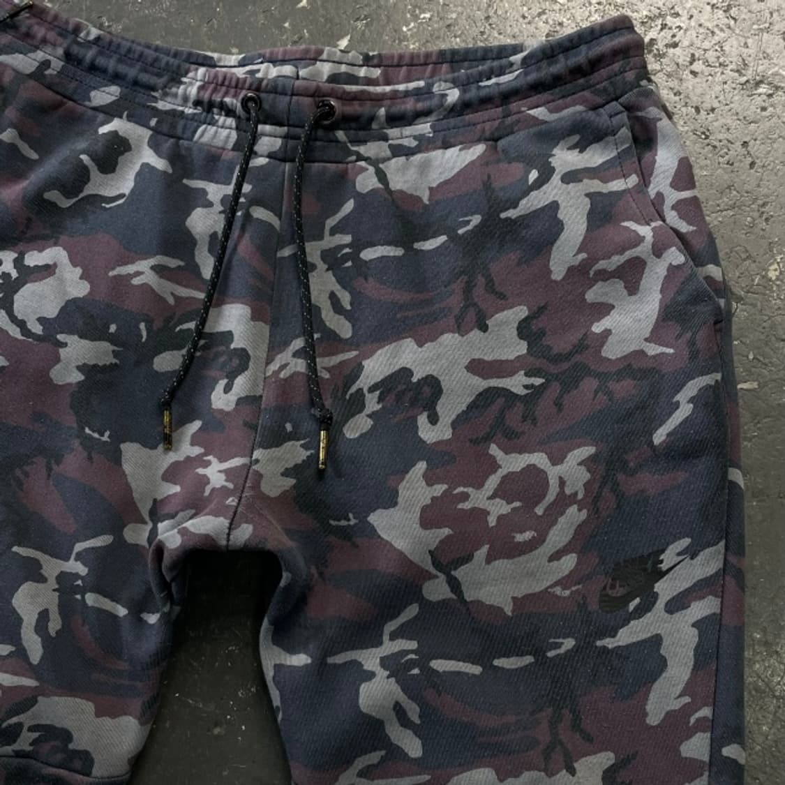 100 나이키 카모 테크팩 팬츠 상품이미지2