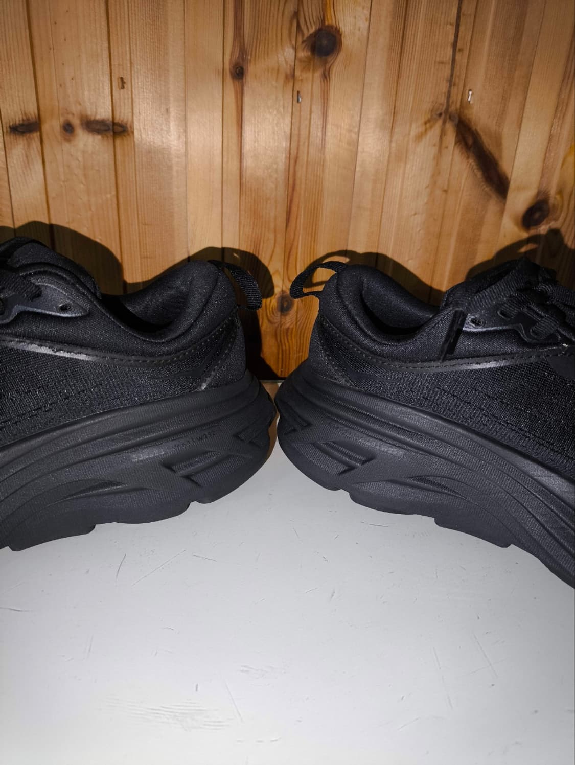 235mm 호카오네오네 본디8 와이드 러닝화 쿠션화 상품이미지7