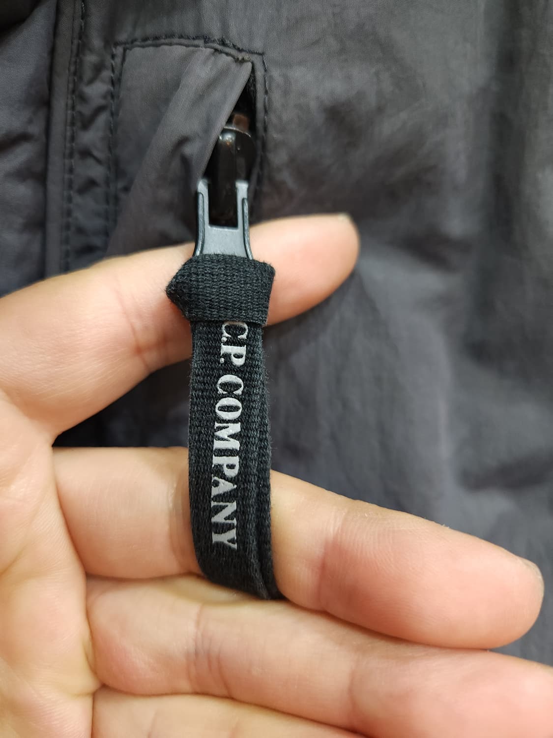 cp 컴퍼니 오리털 패딩조끼
​
 상품이미지2