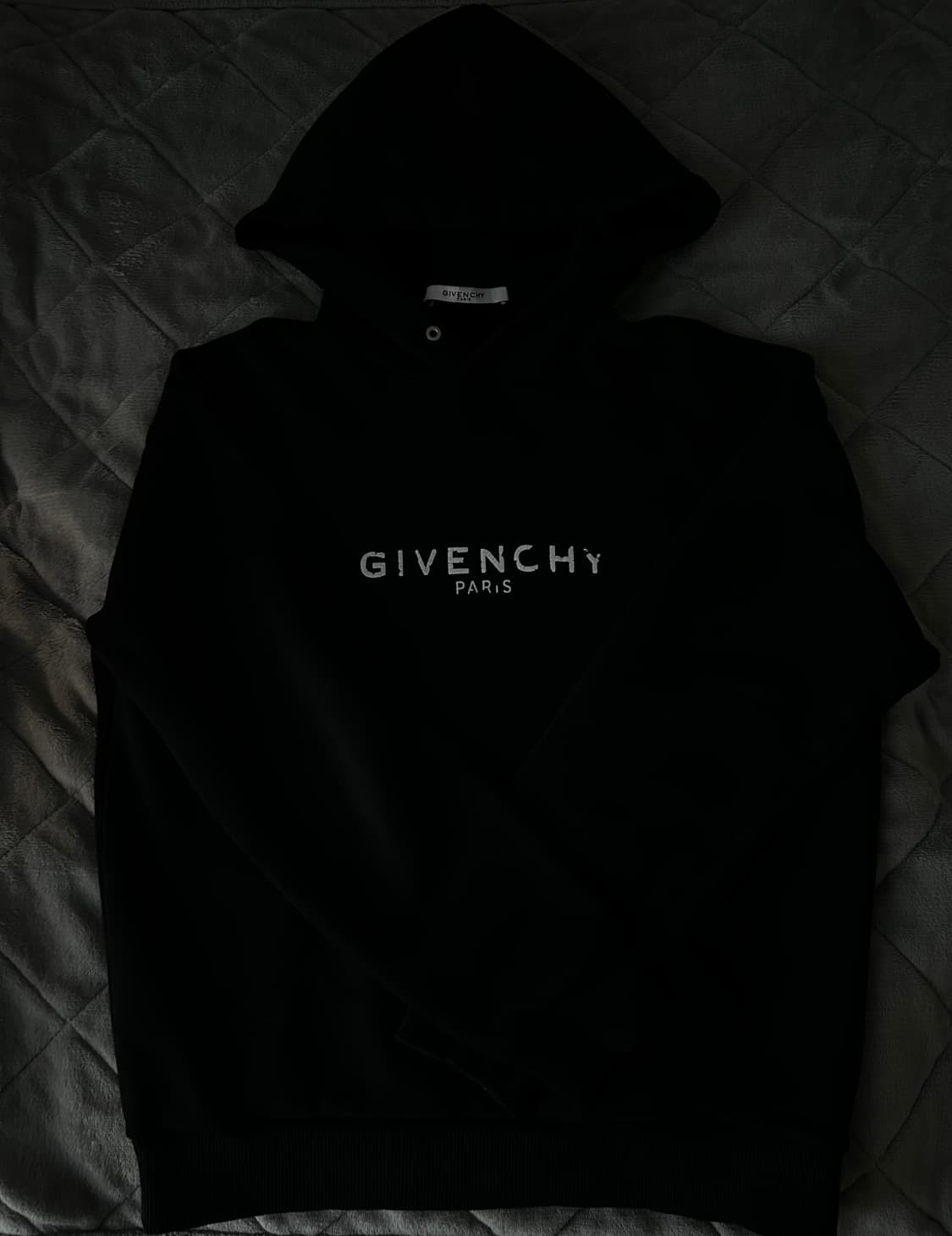 지방시 크랙 로고 후드티 M 상품이미지1