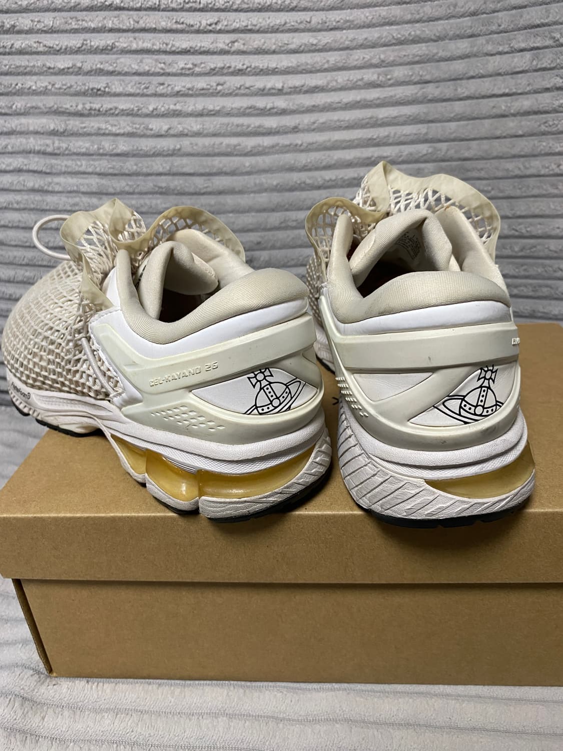 아식스 x 비비안 웨스트우드 젤 카야노 270 상품이미지2