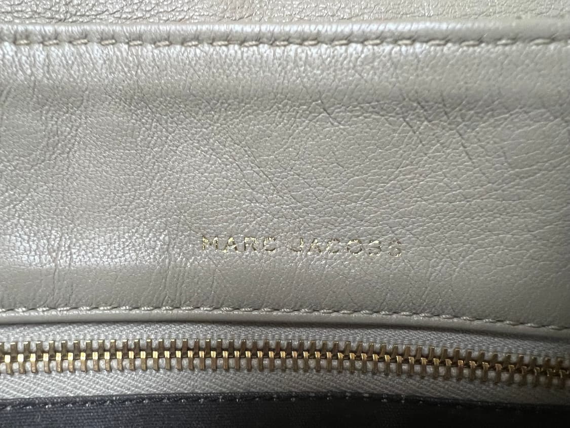 마크제이콥스 퀼팅 스터드 체인 숄더백 상품이미지5