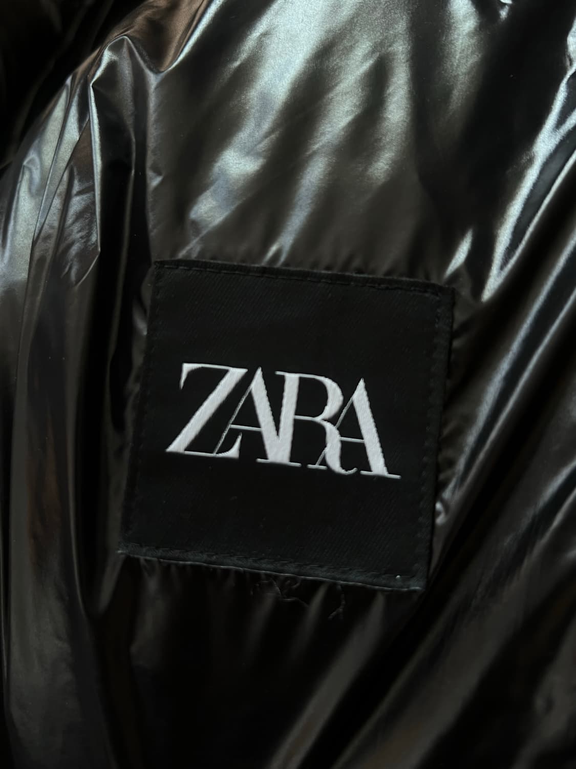 자라 유광 패딩 블랙 상품이미지4